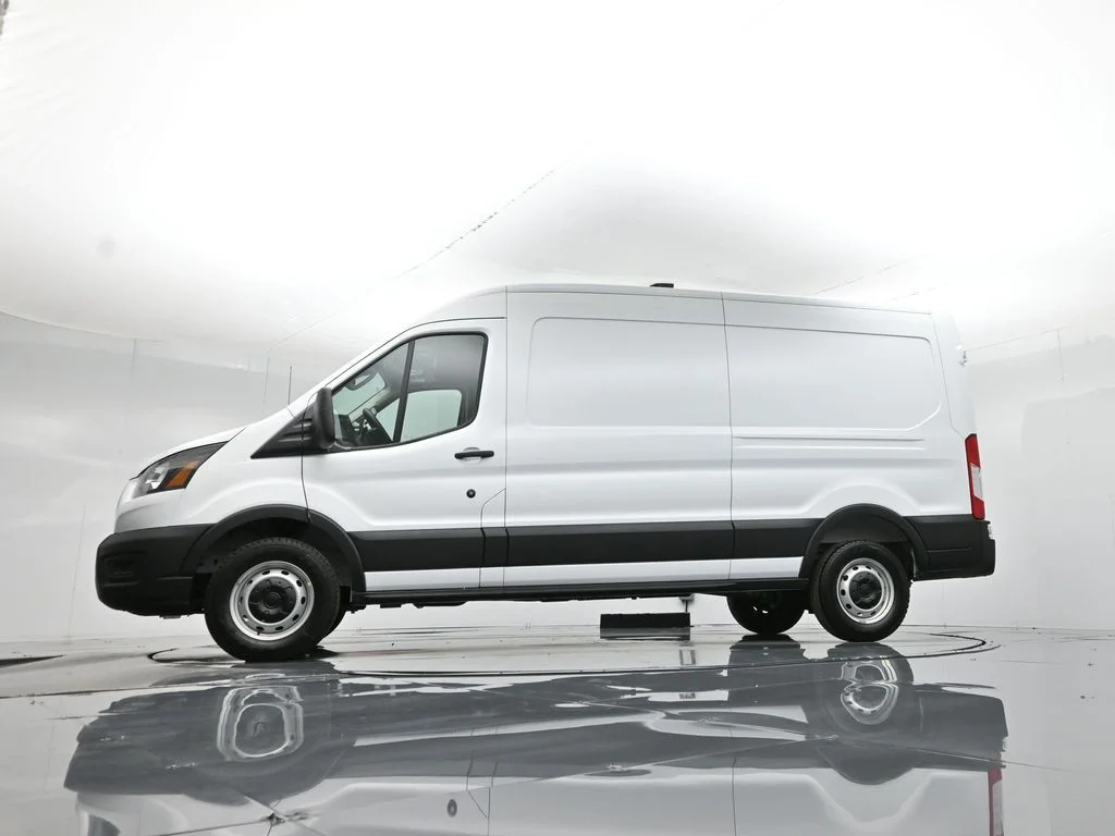 New 2026 White Ford Base image 7