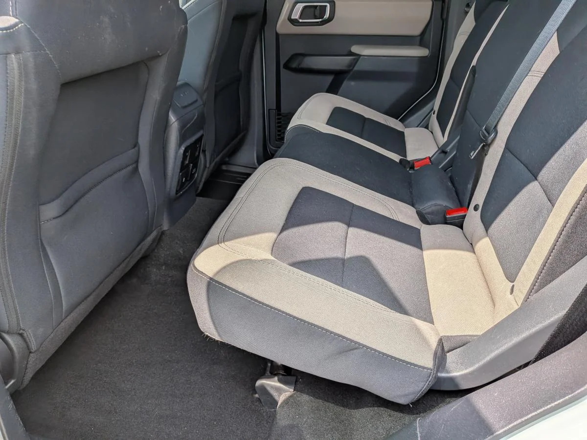 Used 2022 Grey Ford Base 4 Door Advanced image 13