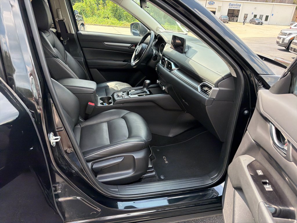 2025 Mazda CX-5 S Select Package - Photo 17