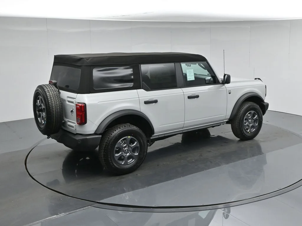 New 2026 Avalanche Gray Ford Big Bend image 38