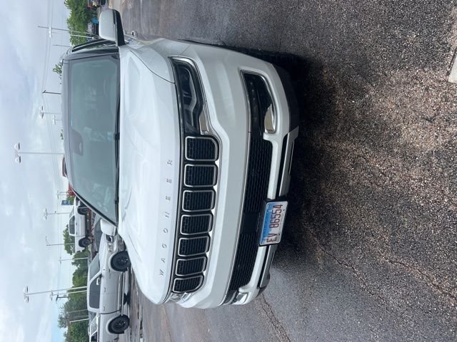2022 Jeep Wagoneer Series II 4WD's photo