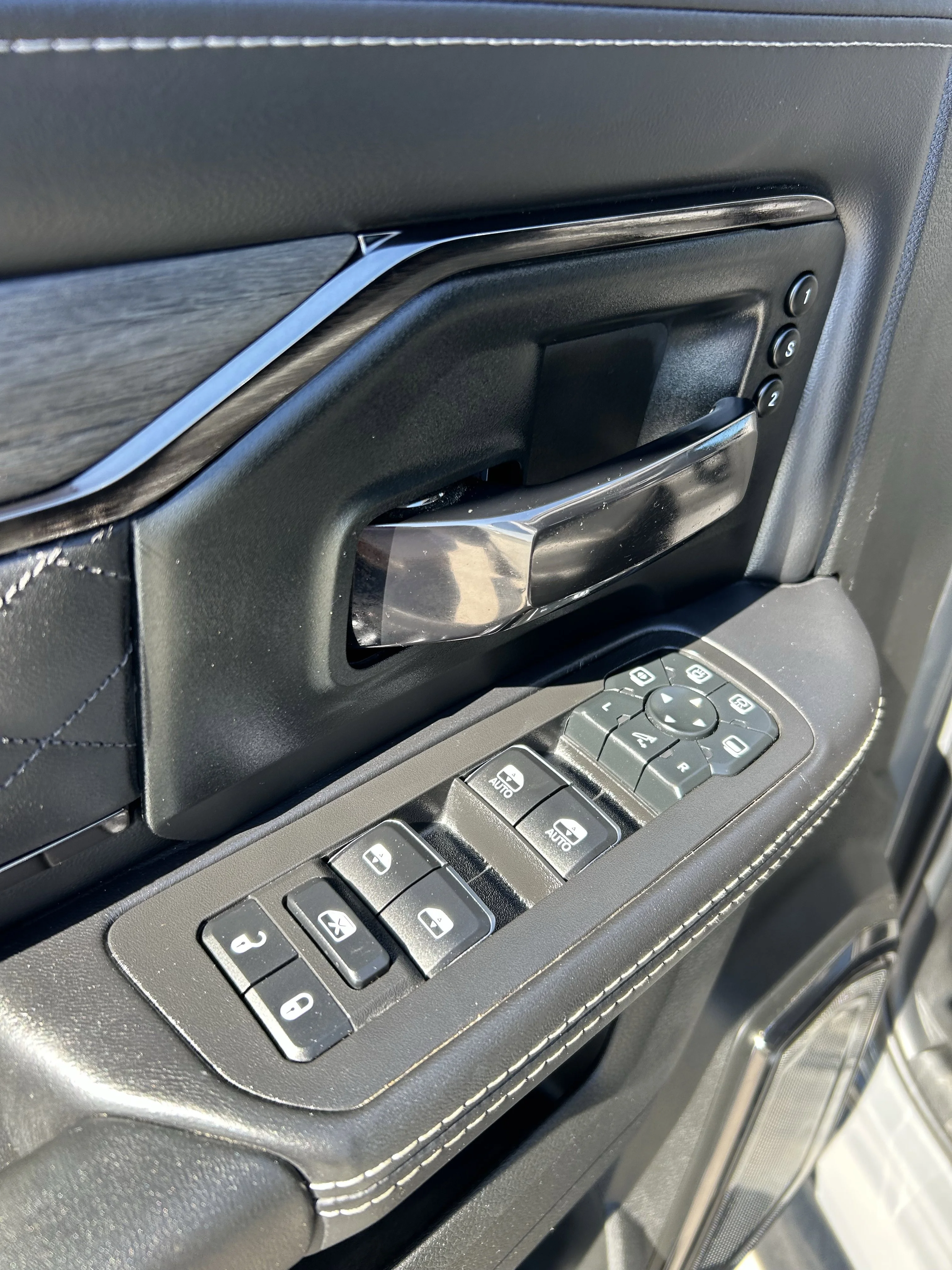 Used 2025 Ceramic Gray Clearcoat Ram Limited image 12