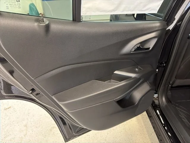 New 2026 Mosaic Black Metallic Chevrolet 2RS image 38