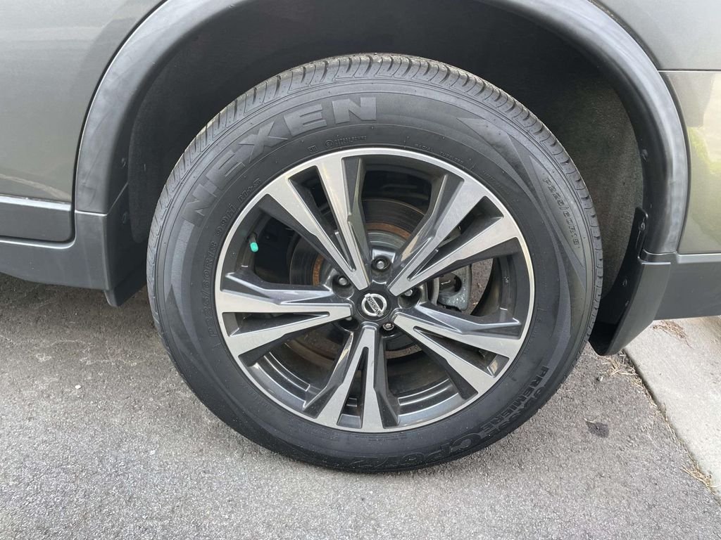 Used 2019 Gun Metallic Nissan SV image 5
