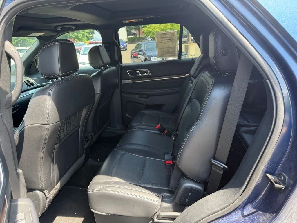 Used 2017 Blue Ford Limited image 12