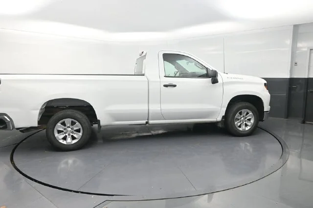 Used 2023 White Chevrolet WT image 11