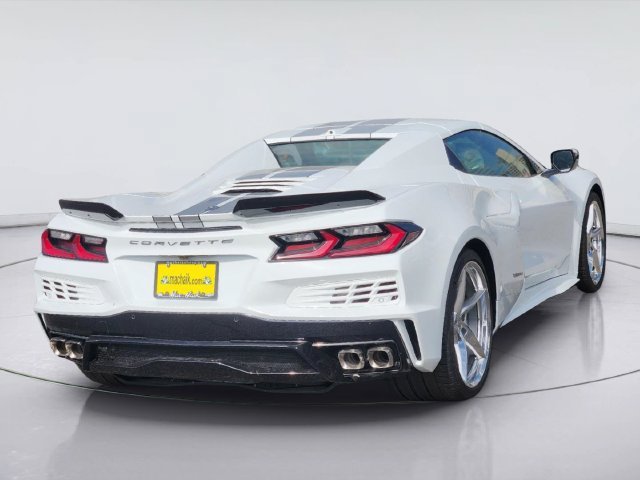 2026 Chevrolet Corvette E-Ray photo 3 of 37