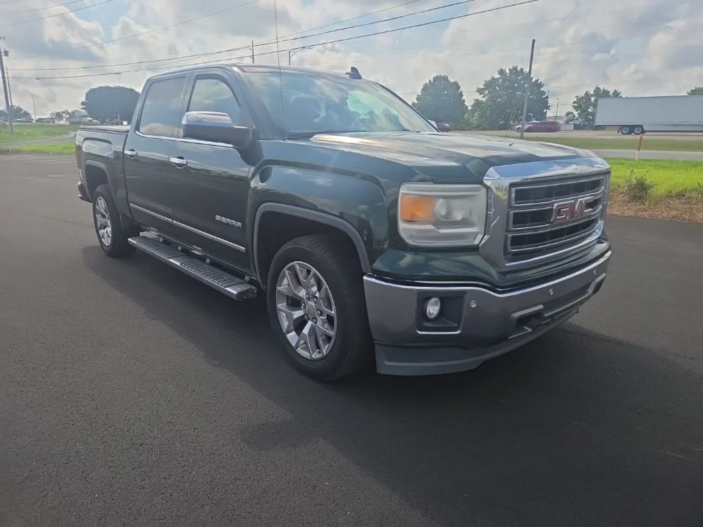 Used 2015 Green GMC SLT image 25