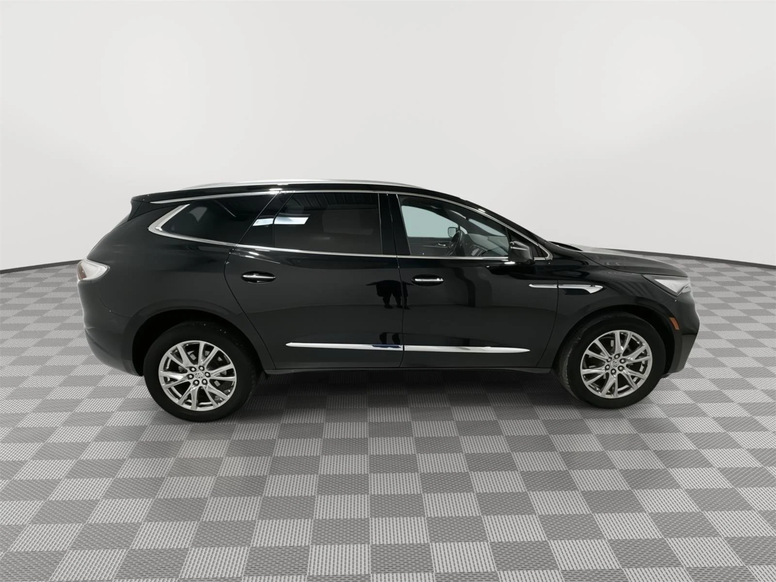 Used 2024 Ebony Twilight Metallic Buick Essence image 6