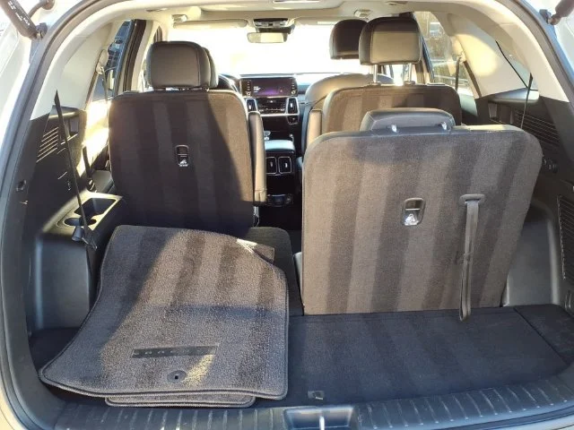 Used 2023 Gray Kia X-Line SX Prestige image 6