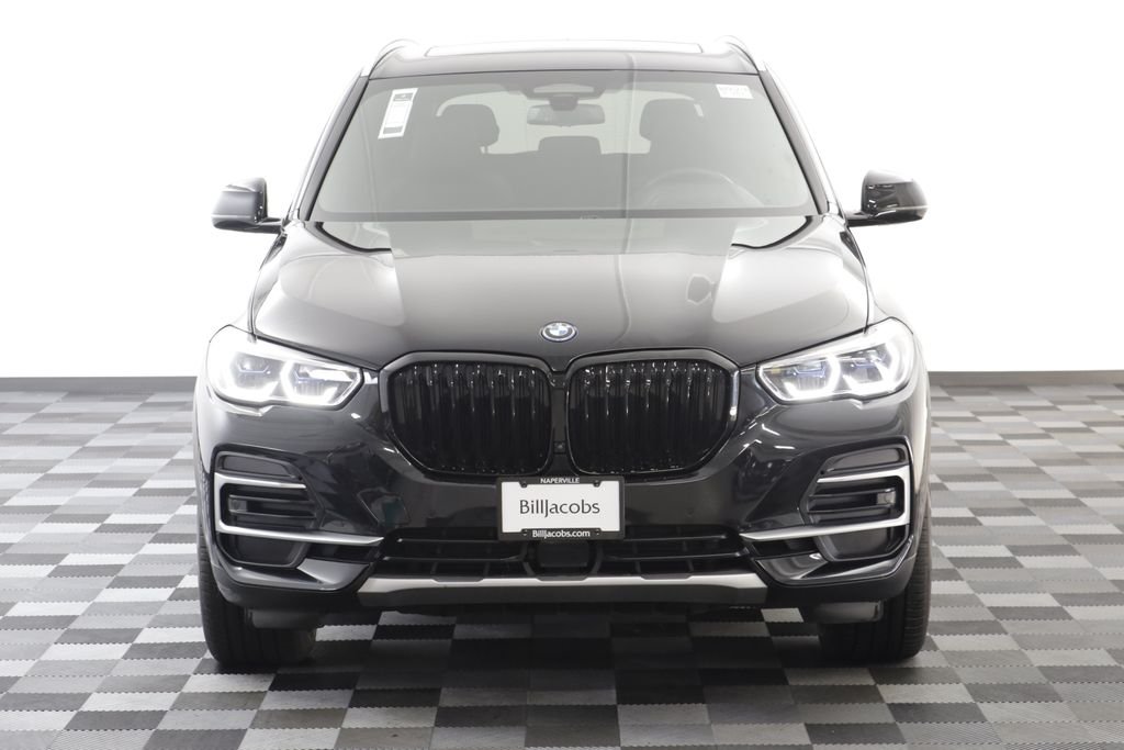Certified Used 2023 Black Sapphire Metallic BMW xDrive45e image 25