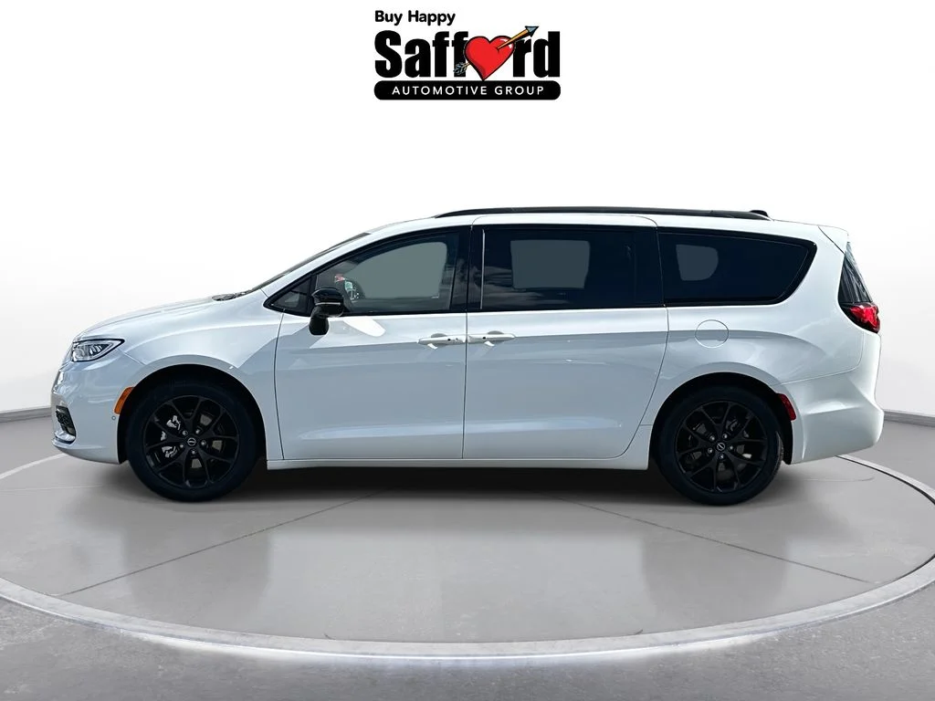 2026 Chrysler Pacifica Limited - Photo 6