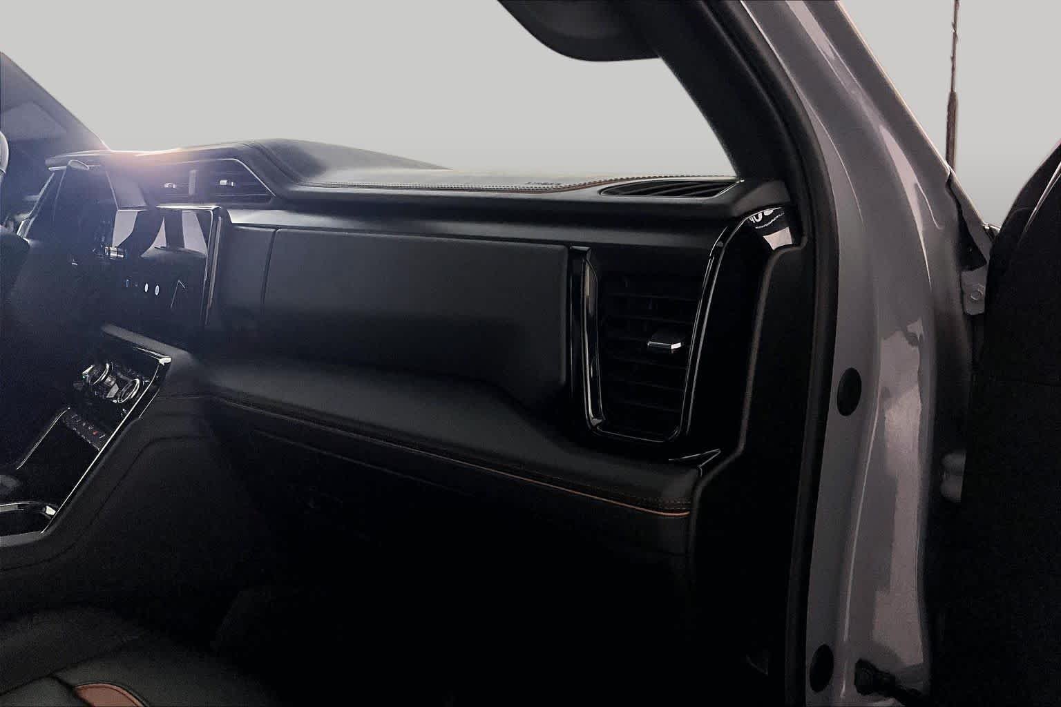 Used 2024 Thunderstorm Gray GMC AT4 image 17