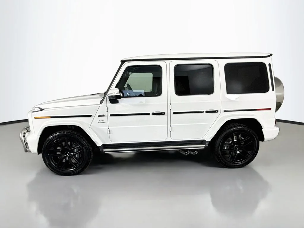 New 2027 Polar White Mercedes-Benz G 63 AMG® image 2
