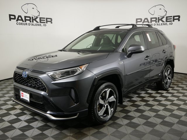 Certified Used 2021 Magnetic Gray Metallic Toyota SE image 1