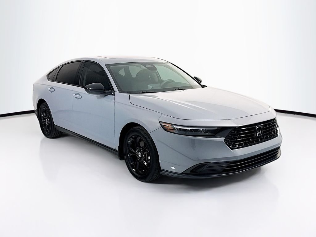 Certified Used 2025 Urban Gray Pearl Honda SE image 3