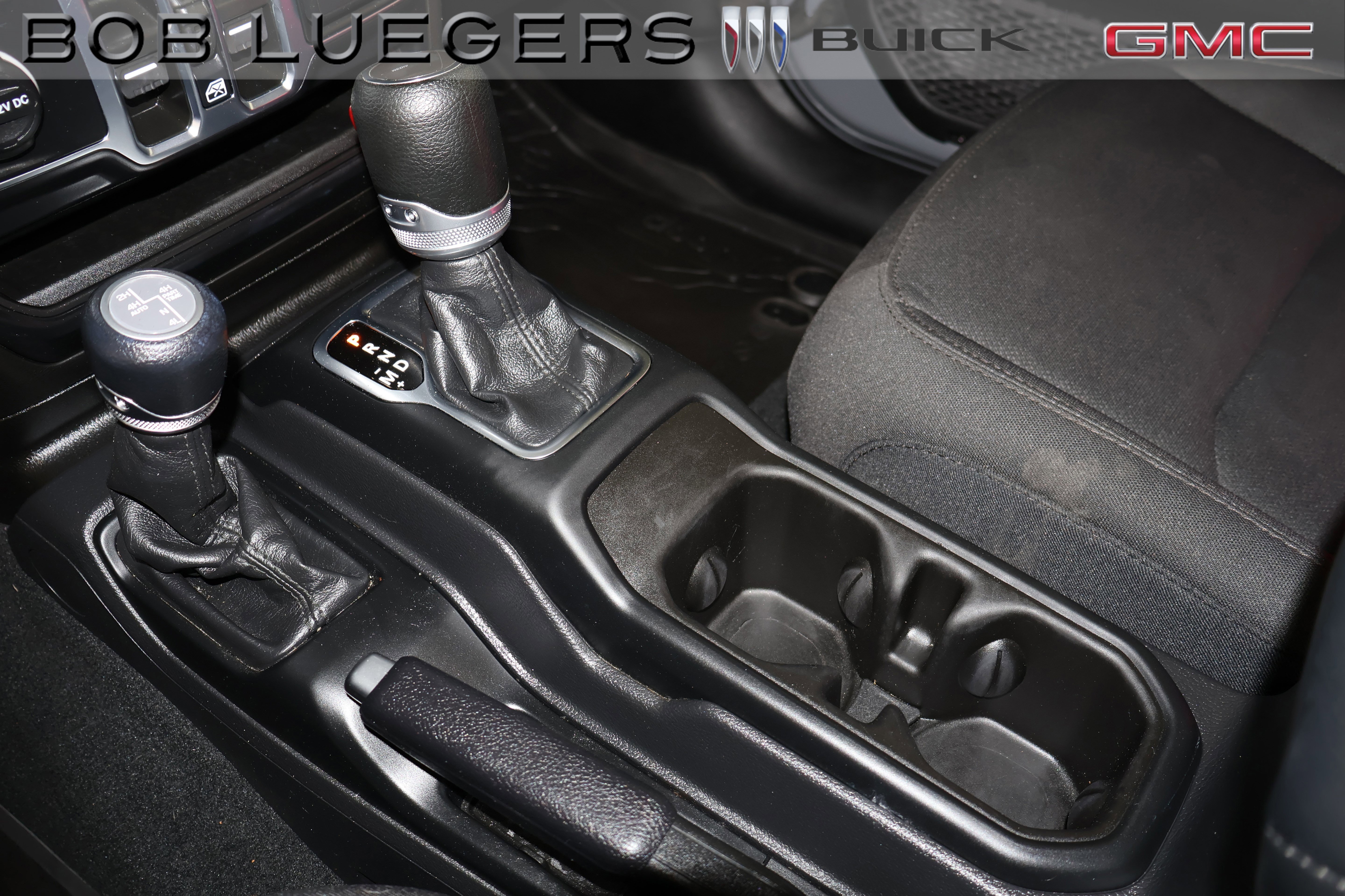 Used 2023 Gray Jeep 4x4 image 19