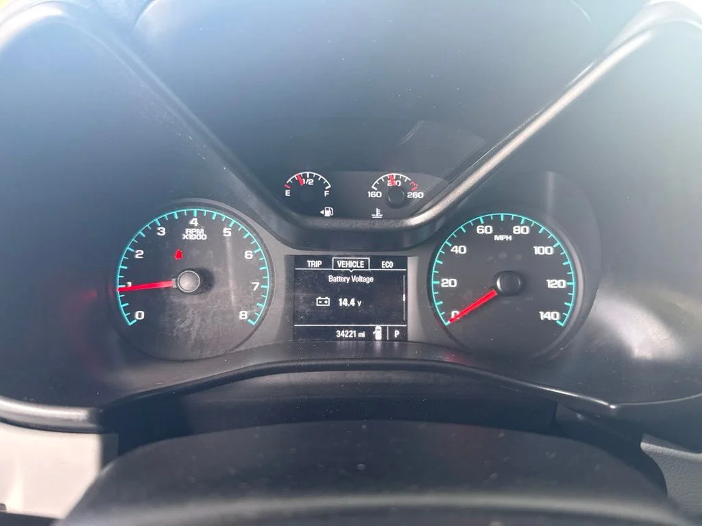 Used 2022 White Chevrolet Work Truck image 15