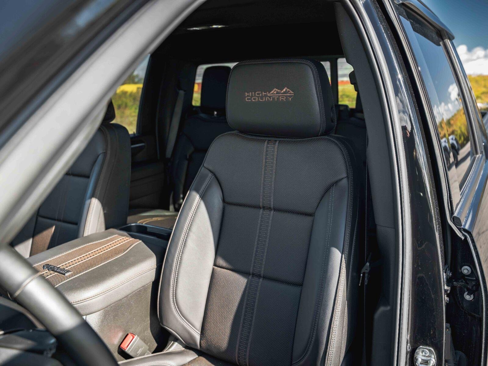 Used 2026 Black Chevrolet High Country image 20