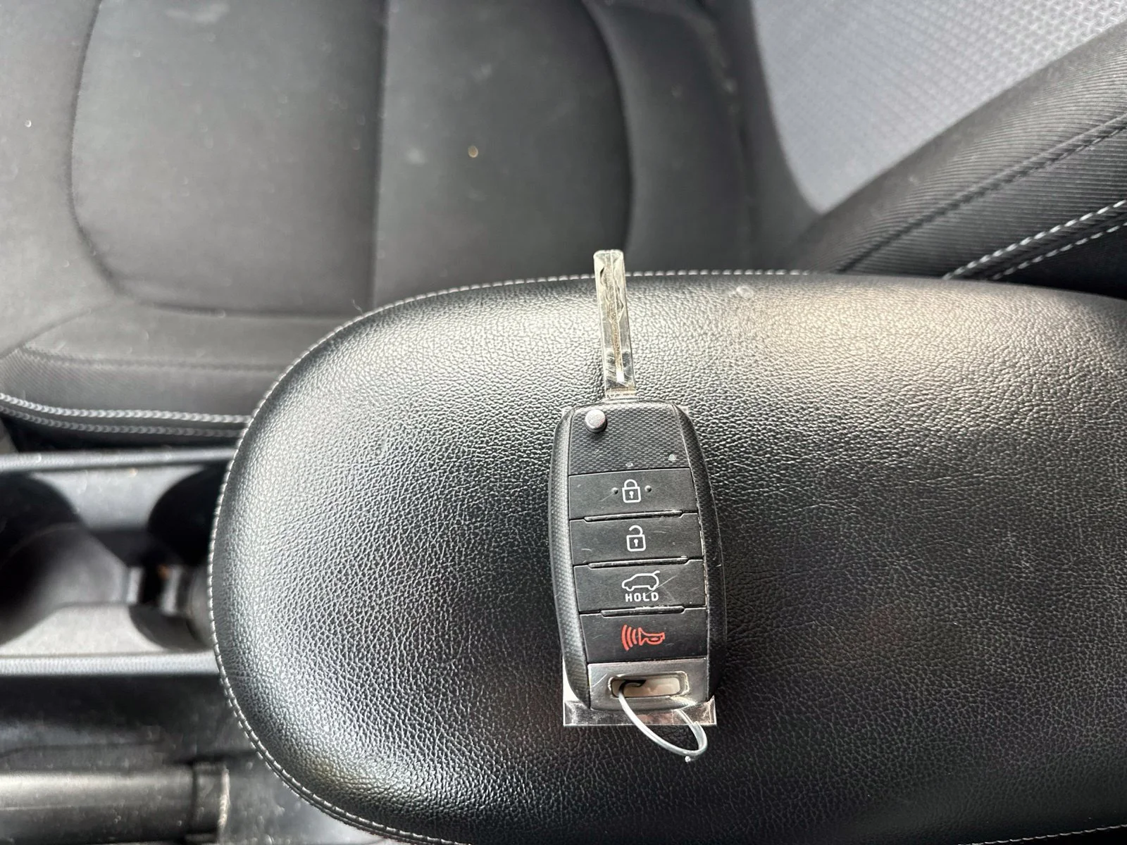 Used 2017 Silver Kia Plus image 7