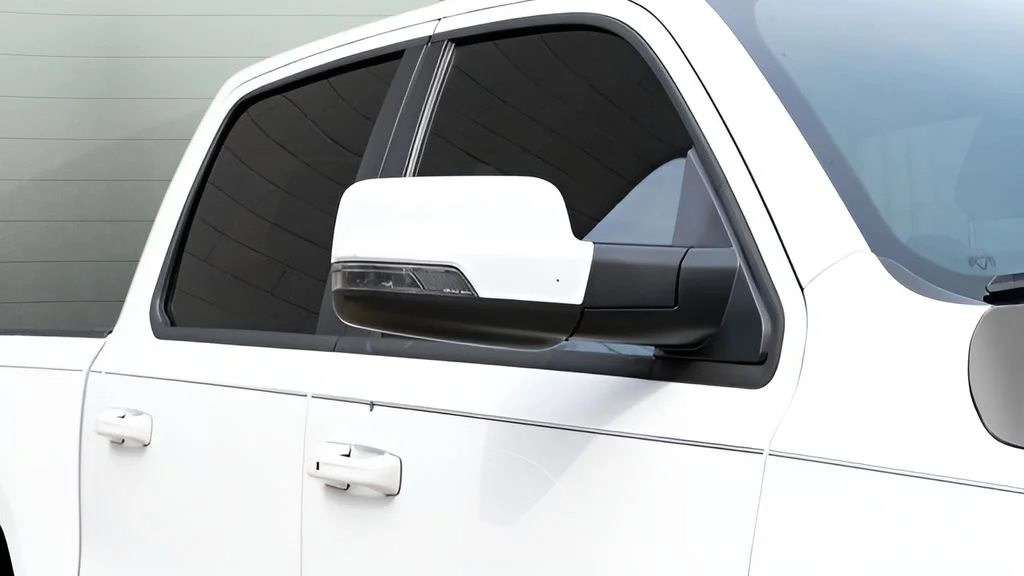 Used 2023 White Ram Laramie image 8