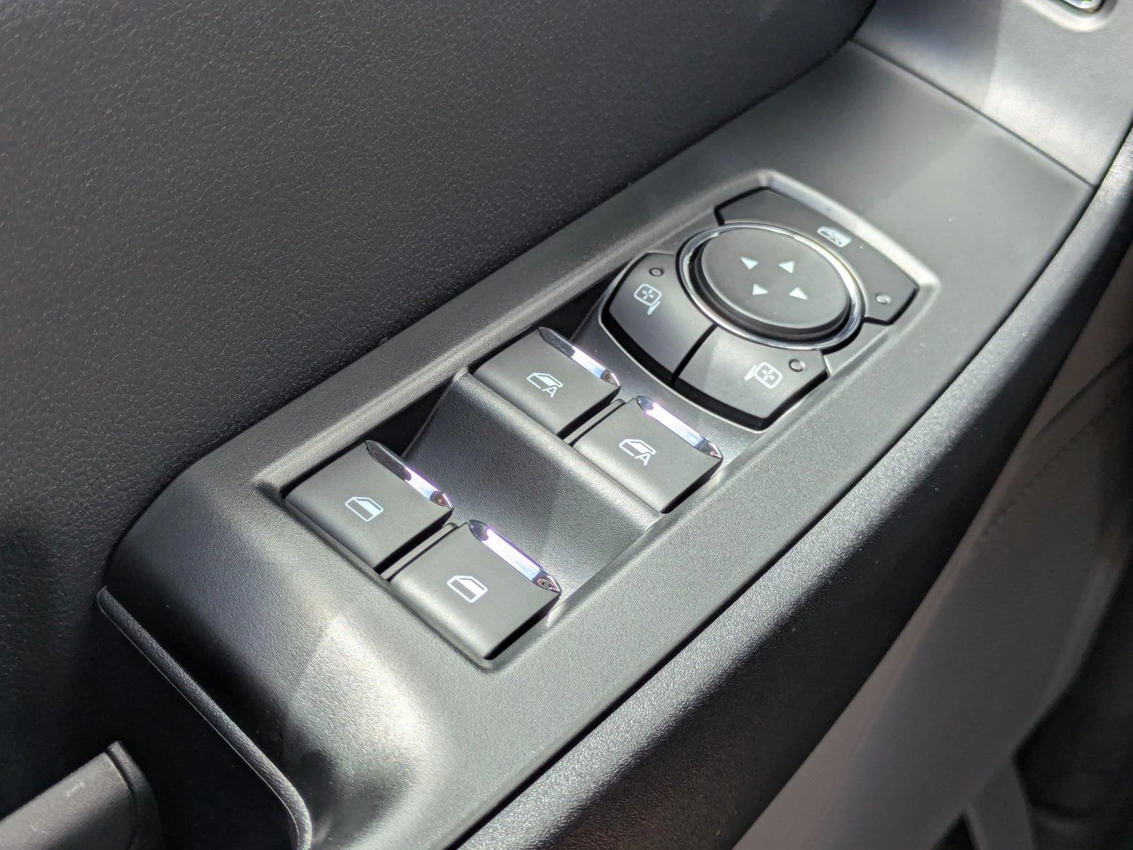 New 2026 Oxford White Ford F-250® XL image 28