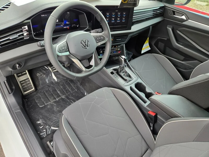 New 2026 White Volkswagen 1.5T Sport image 8
