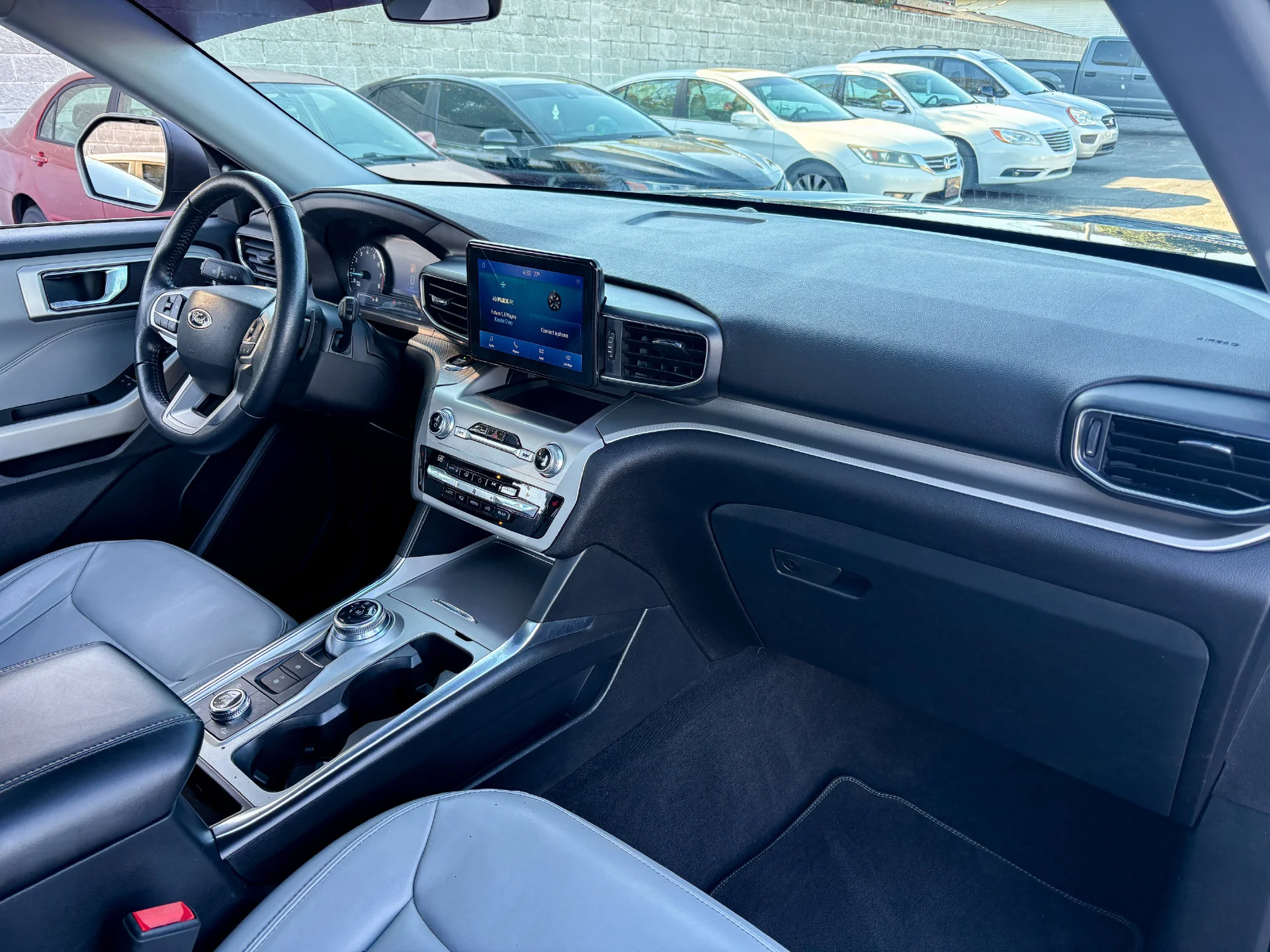Used 2021 Blue Ford XLT image 25