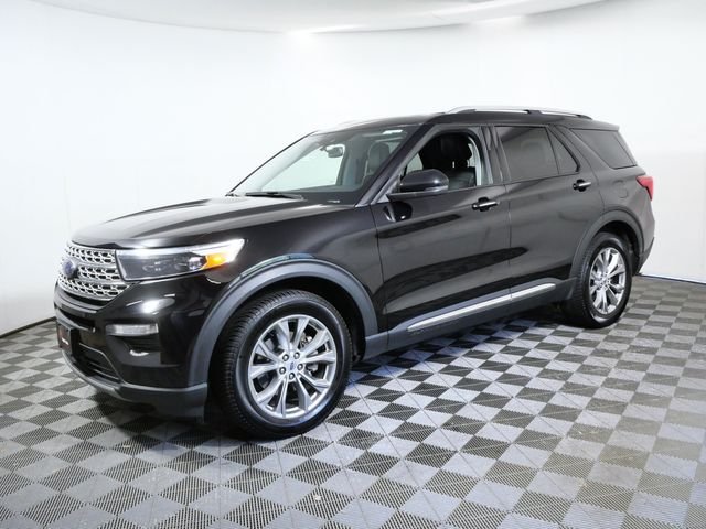 Used 2022 Black Ford Limited image 5