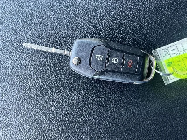 Used 2023 White Ford XL image 32