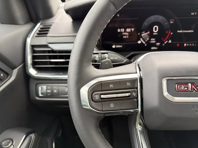 New 2026 Glacier White Tricoat GMC Elevation image 30