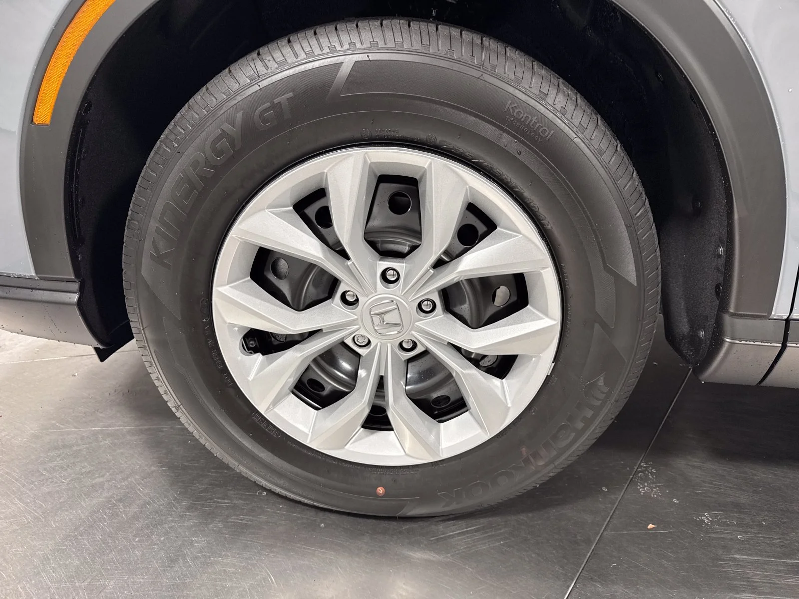 New 2026 Urban Gray Pearl Honda LX image 2