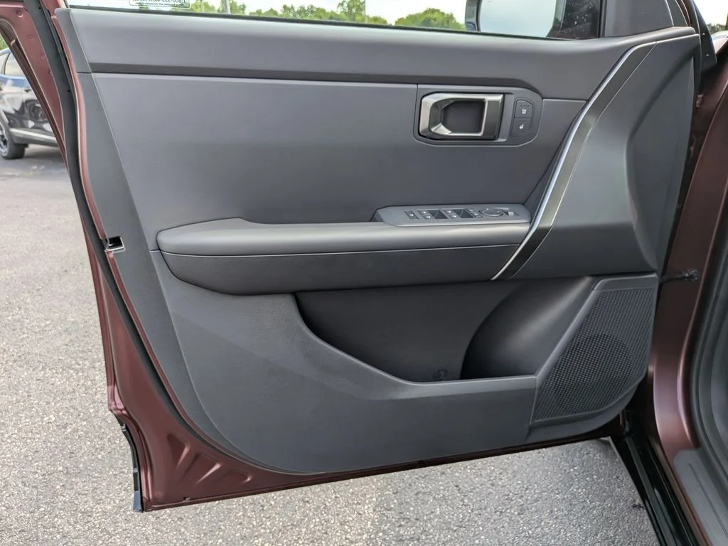 New 2027 Magma Red Matte Kia X-Line S image 40