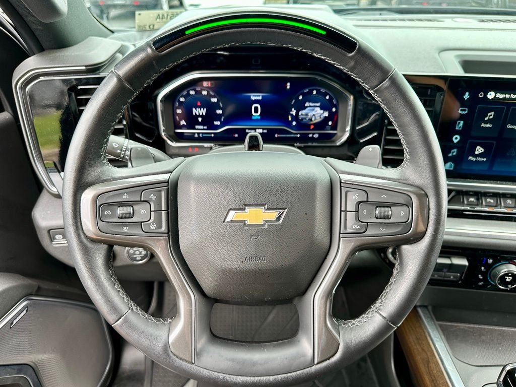 Used 2025 Black Chevrolet High Country image 36