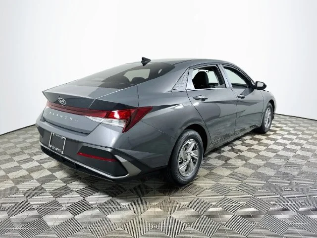 New 2026 Gray Hyundai SE image 3