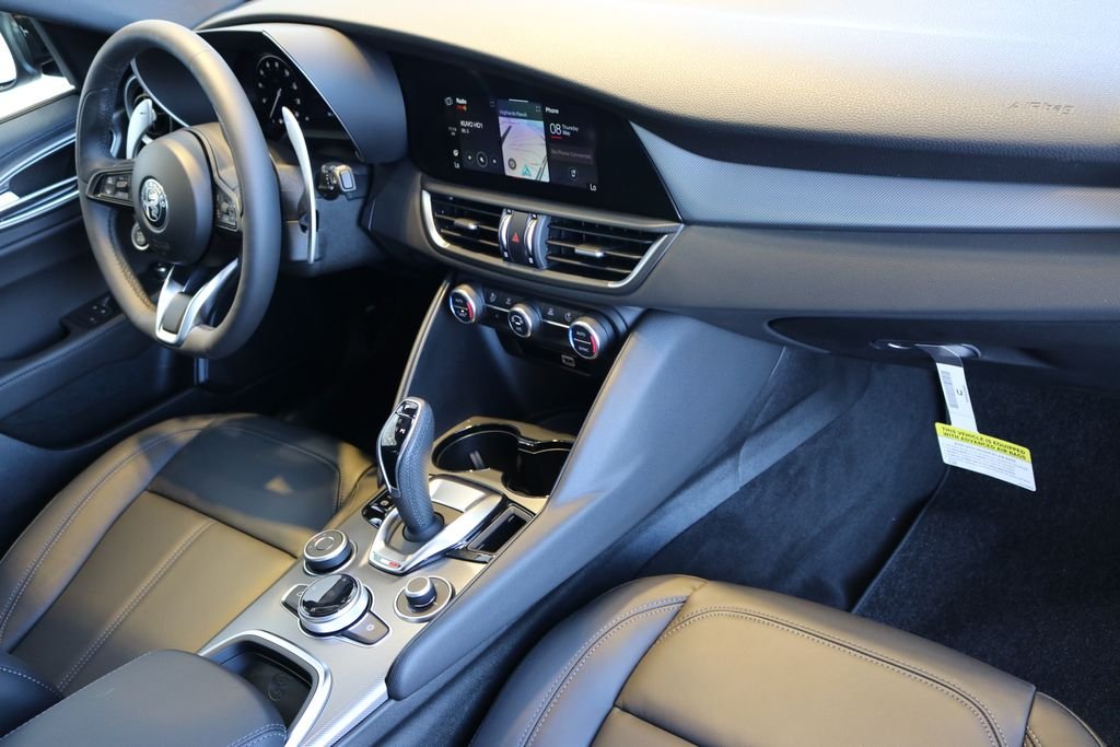 2025 Alfa Romeo Giulia Base - Photo 29