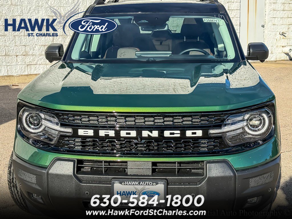 New 2025 Eruption Green Metallic Ford Outer Banks® image 4