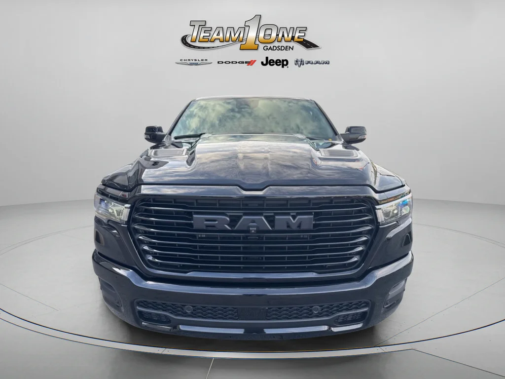 New 2026 Diamond Black Crystal Pearl-Coat Exterior Paint RAM Laramie image 5
