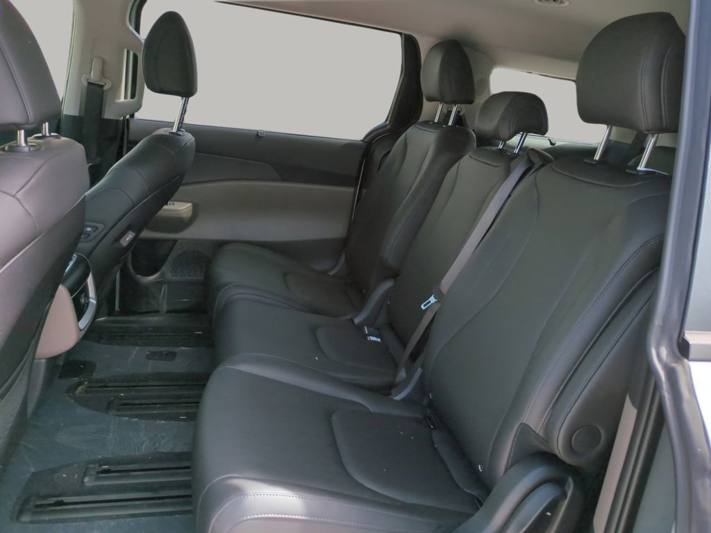 2026 Kia Carnival EX - Photo 19