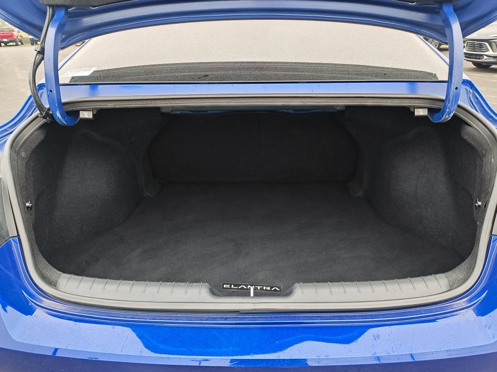Used 2023 Blue Hyundai SEL image 9
