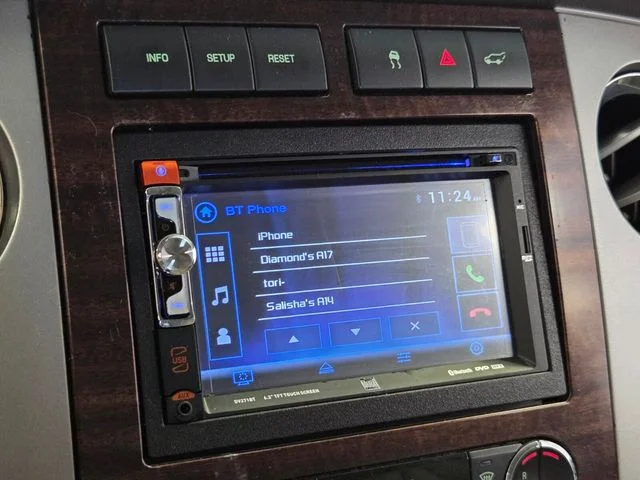 Used 2008  Ford Limited image 19