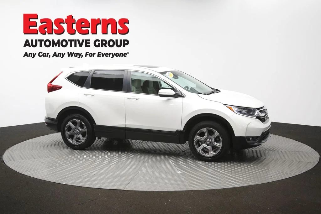 Used 2018 White Honda EX image 46