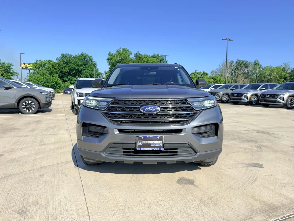 Used 2024 Carbonized Gray Metallic Ford XLT image 2