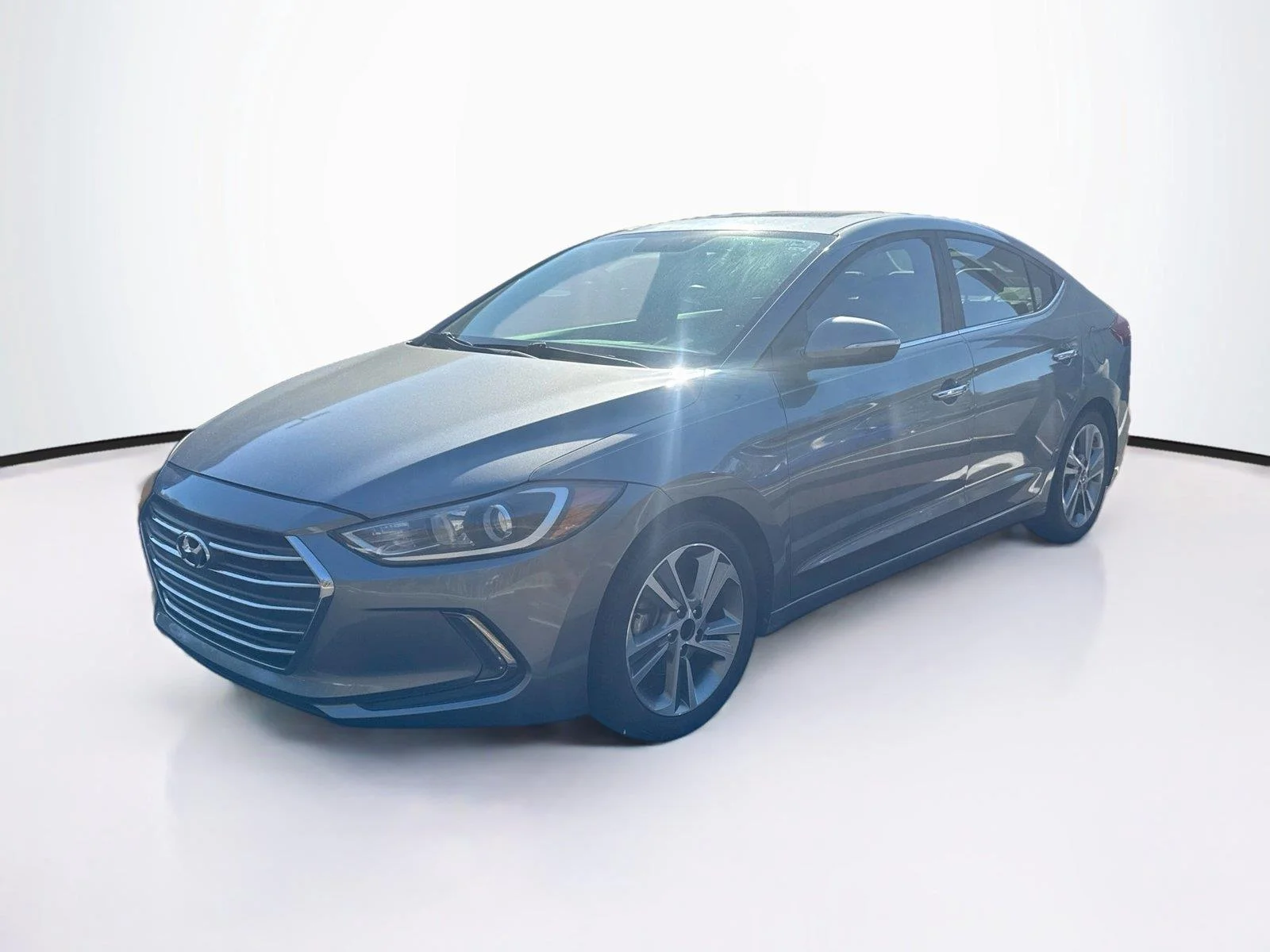 Used 2017 Galactic Gray Hyundai Limited image 2