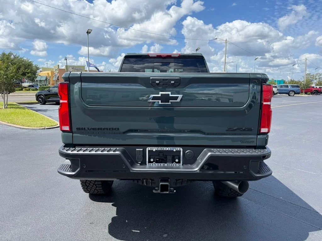 2026 Chevrolet Silverado 2500 HD ZR2 - Photo 7
