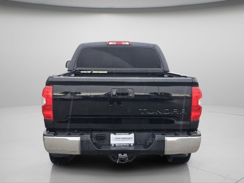 Used 2015 Black Toyota SR5 image 23