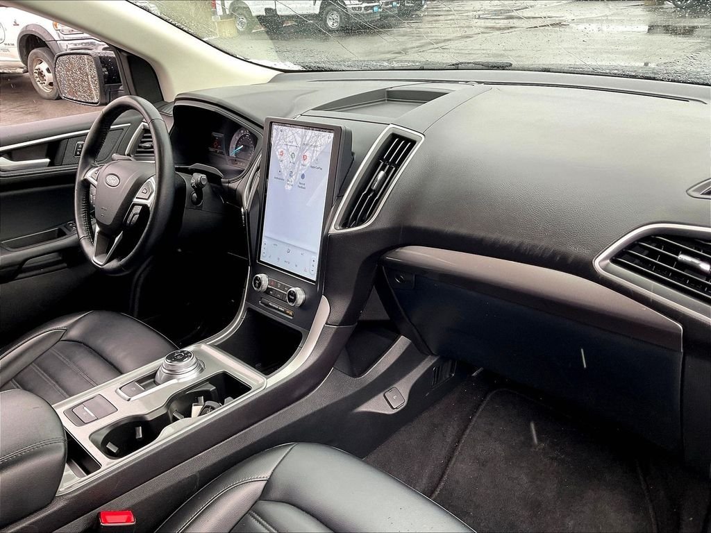 Used 2023 Black Ford SEL image 13