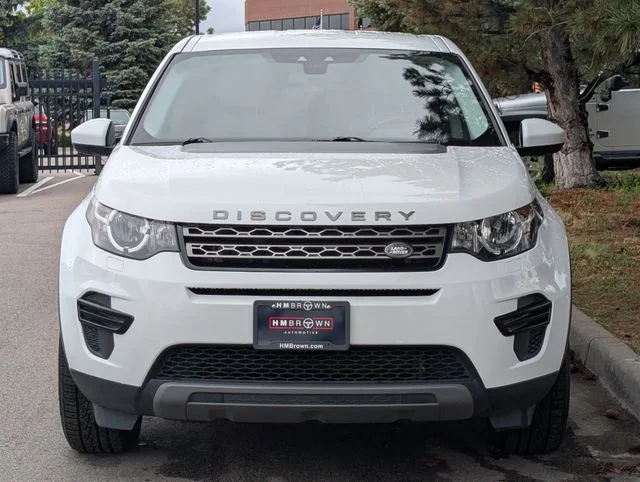 Used 2019 Fuji White Land Rover SE image 6