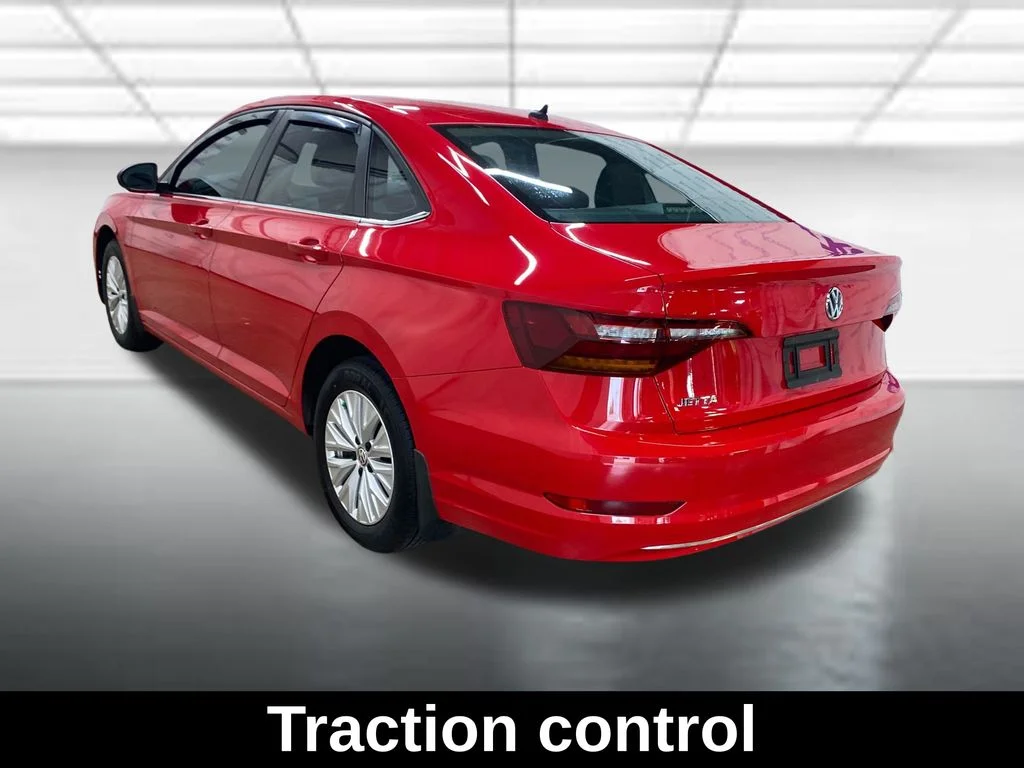 Used 2019 Red Volkswagen 1.4T S image 5