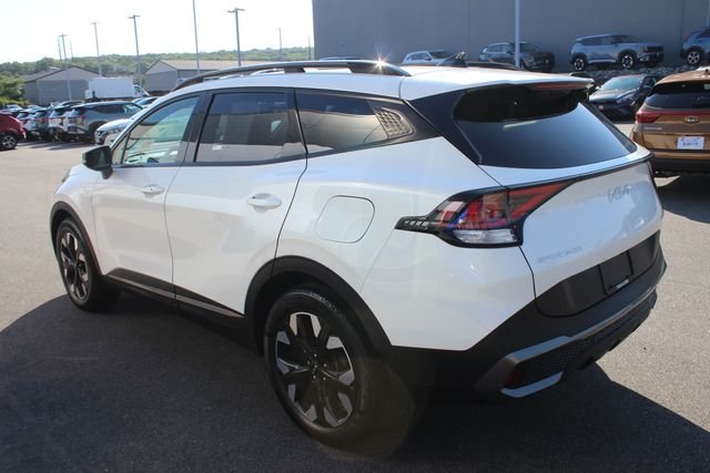 Used 2024 White Kia X-Line image 28